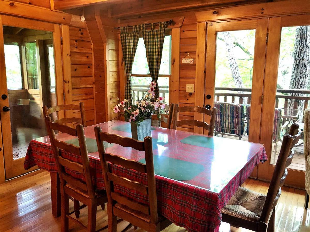 Bear Pleasures Cabin Βίλα Gatlinburg Εξωτερικό φωτογραφία