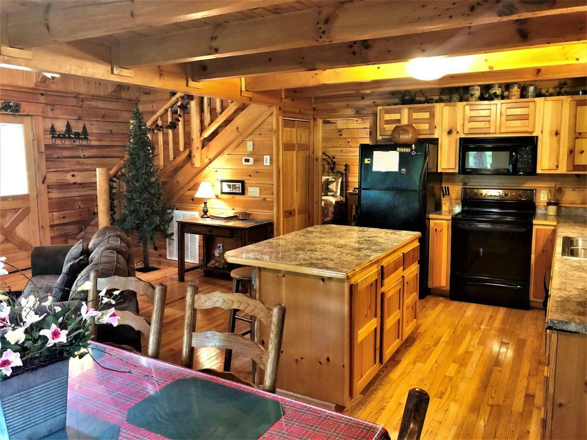 Bear Pleasures Cabin Βίλα Gatlinburg Εξωτερικό φωτογραφία