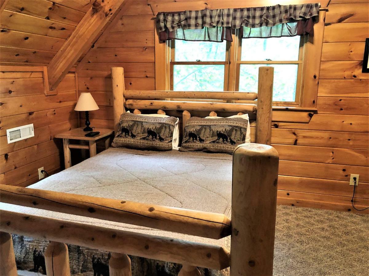 Bear Pleasures Cabin Βίλα Gatlinburg Εξωτερικό φωτογραφία